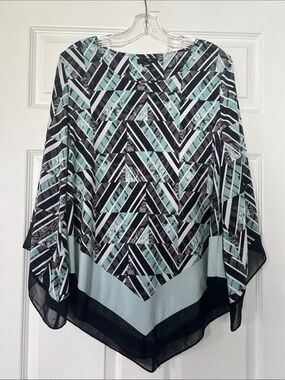 Alfani Mint, Black & White Geometric Poncho